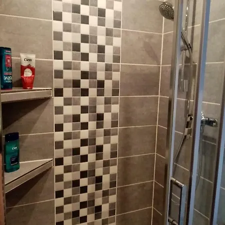 Aneta Apartman *