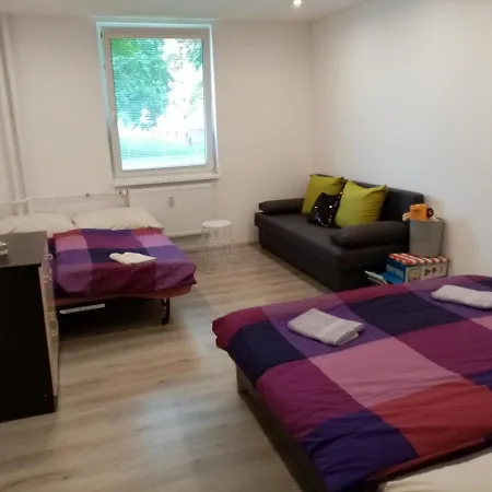 Aneta Apartamento *