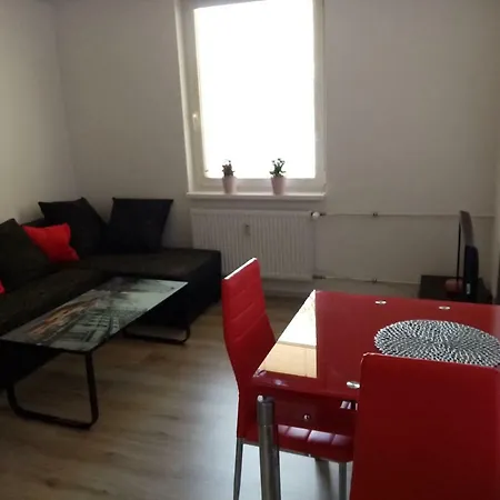 Aneta Daire *